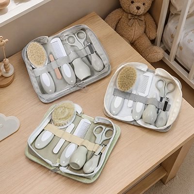 Trousse-de-toilette-bebe